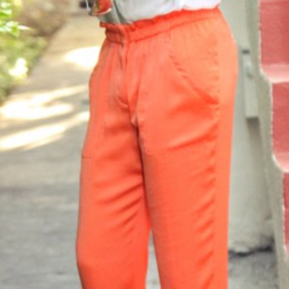 BCBG chic pants in BLACK